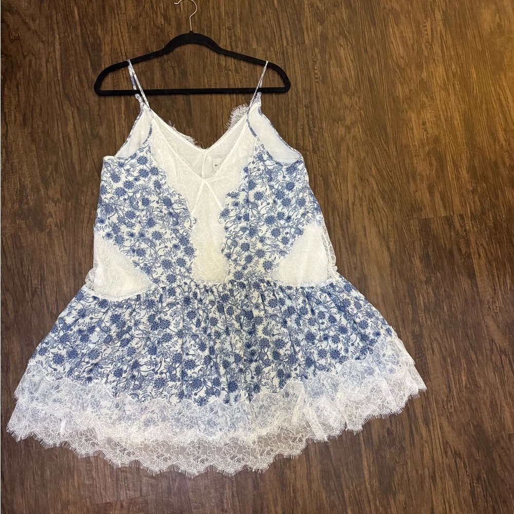 Maeve White Lace Detail slippers
